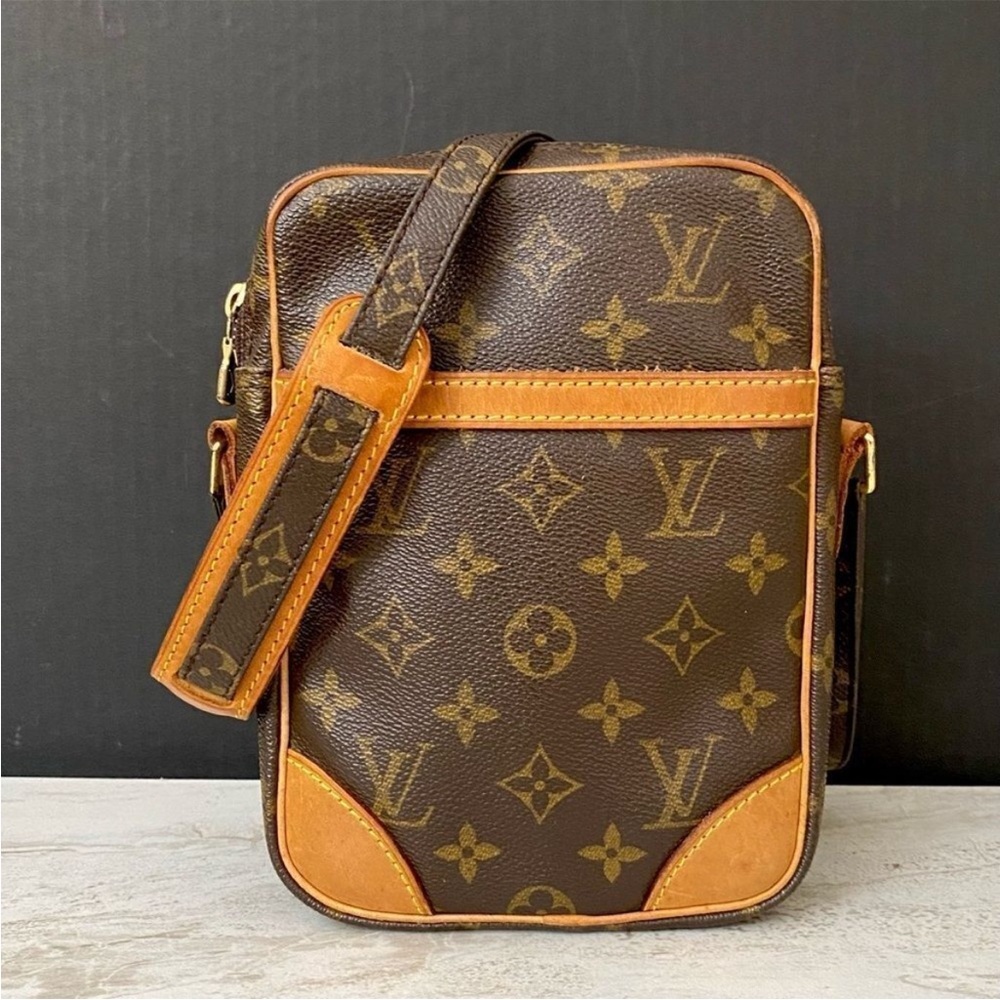 LOUIS VUITTON Danube Crossbody Shoulder Bag 💼 SL0010